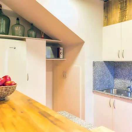 El Molino De Casa Con Jardin バサルー